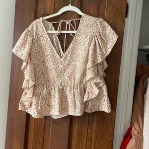 Boutique floral patterned blouse